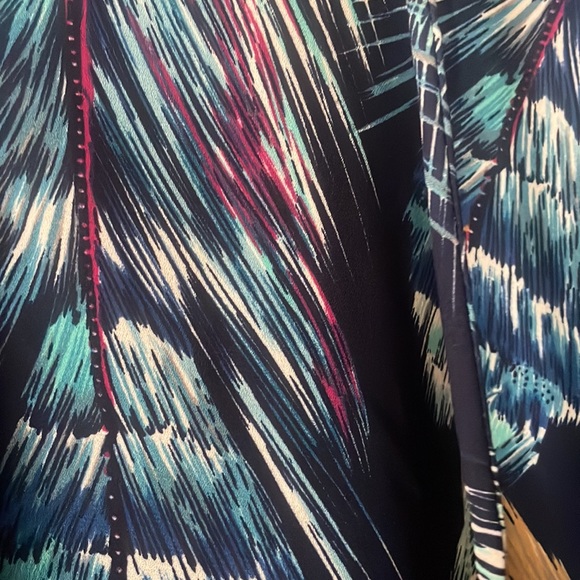 Buddy love blue feather tunic size medium - Picture 8 of 14